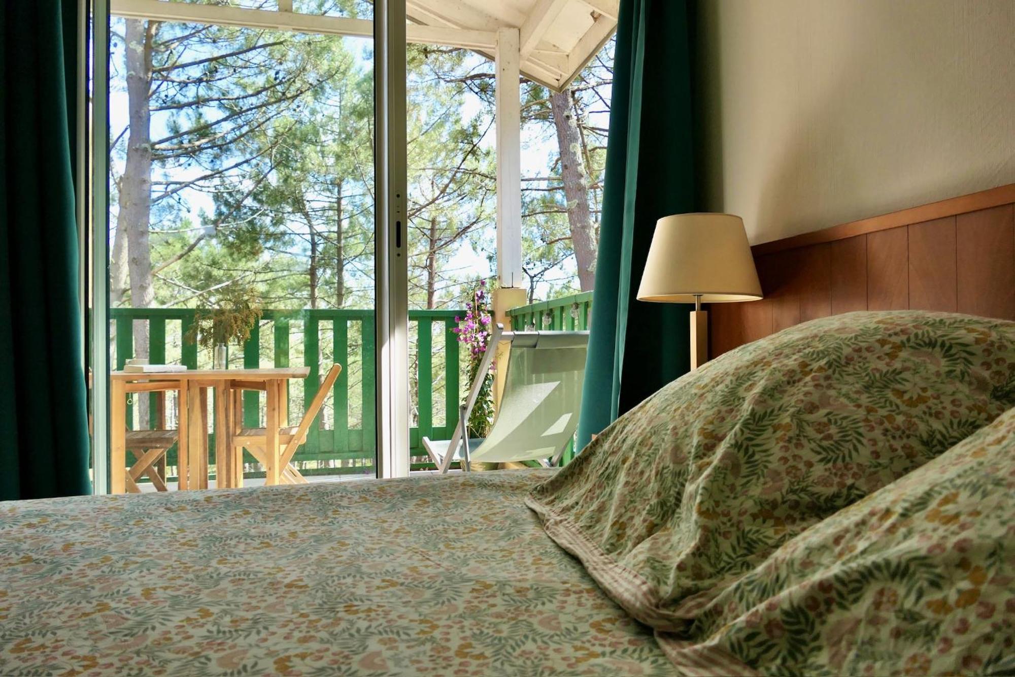 Apt Les Grands Pins, Entre Foret, Lac Et Ocean 카르캉 외부 사진