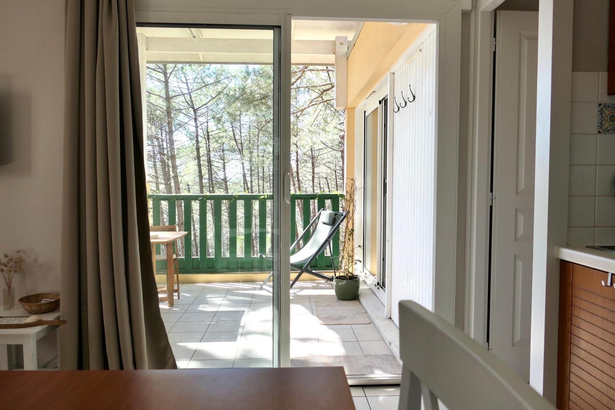 Apt Les Grands Pins, Entre Foret, Lac Et Ocean 카르캉 외부 사진
