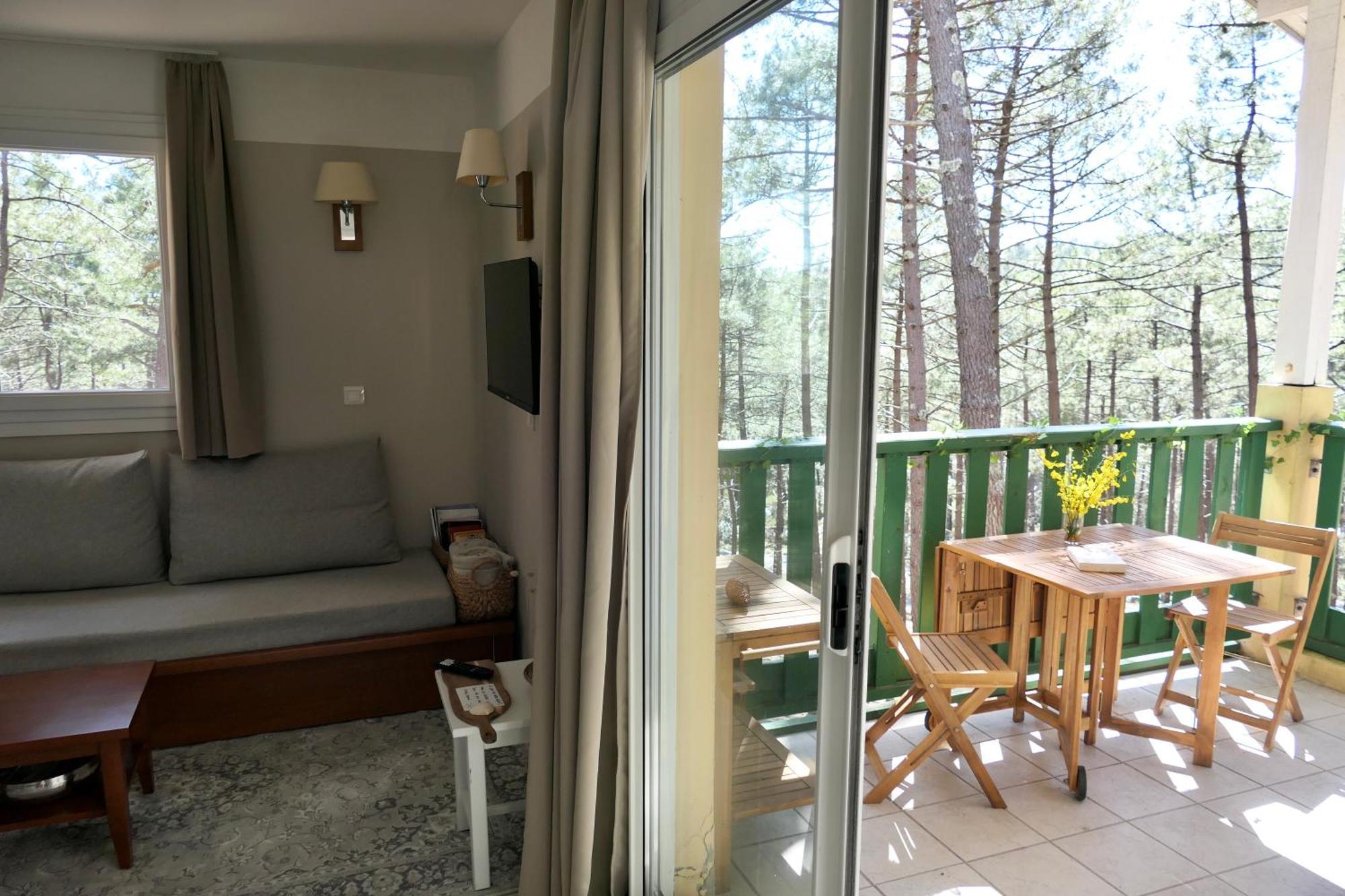 Apt Les Grands Pins, Entre Foret, Lac Et Ocean 카르캉 외부 사진